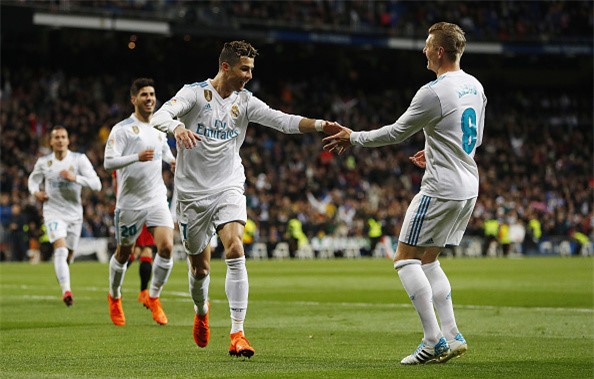 Ronaldo lap poker, Real gianh chien thang 6-3 truoc Girona hinh anh 10