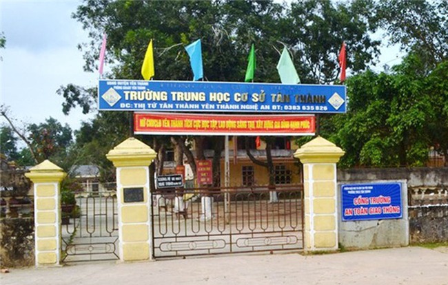 thấy giáo tát học sinh,Nghệ An,đánh gãy sống mũi