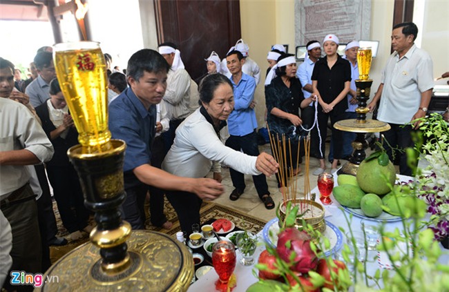 Dua linh cuu nguyen Thu tuong Phan Van Khai ve Hoi truong Thong Nhat hinh anh 1