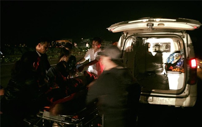 tai nạn,tai nạn giao thông,cao tốc Pháp Vân,xe cứu thương,xe cấp cứu