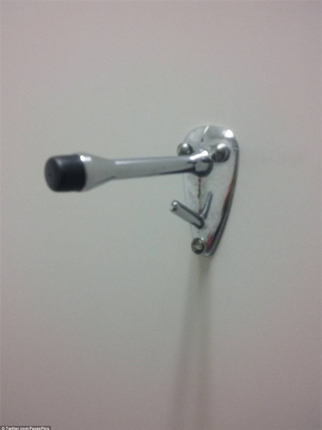 khi nhung vat quanh ta dot nhien trong giong mat nguoi den ky la hinh anh 3