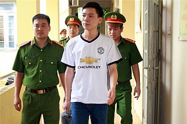 Truy tố bác sĩ Hoàng Công Lương: Dấy lên nỗi lo trong y bác sĩ - Ảnh 1.
