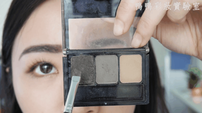 Kỹ nghệ kẻ lông mày của bạn sẽ được nâng lên hạng thượng thừa chỉ với một vài mẹo nhỏ sau - Ảnh 13.