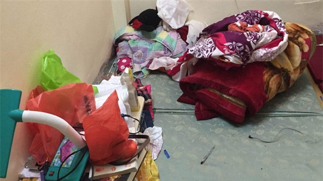 Choáng với cảnh nữ sinh ngủ ngon lành khi xung quanh bề bộn, giường chất đầy gia vị nấu ăn - Ảnh 5.