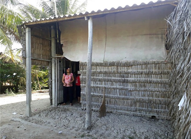 xâm hại,hiếp dâm,cha dượng,hiếp dâm con riêng,Trà Vinh