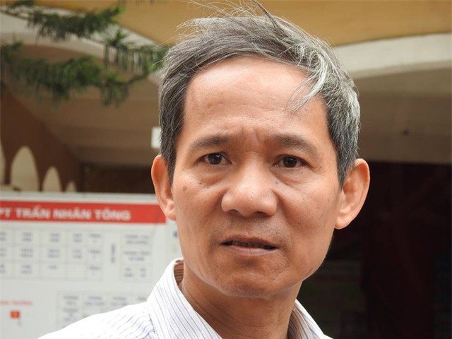 Thầy Phan Thanh Tùng, Hiệu trưởng Trường THPT Trần Nhân Tông cho biết, toàn bộ học sinh sẽ chuyển đi vào sáng 22/3.