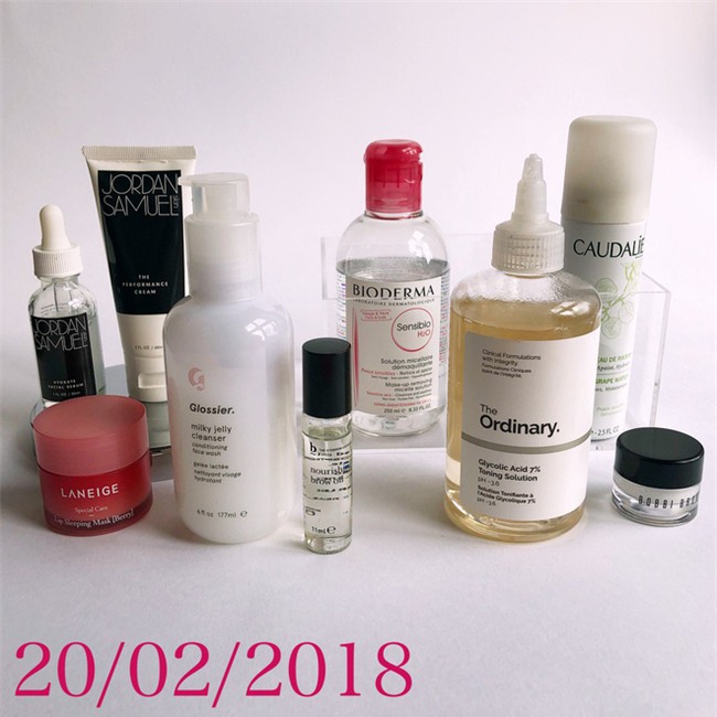 Thay đổi sản phẩm chăm sóc da liên tục, nhưng cô nàng này quyết trung thành với lọ tẩy trang giá rẻ này - Ảnh 5.