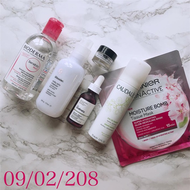 Thay đổi sản phẩm chăm sóc da liên tục, nhưng cô nàng này quyết trung thành với lọ tẩy trang giá rẻ này - Ảnh 7.