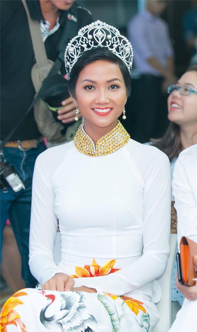 dang quang khong lau, hoa hau h' hen nie da co bst do trang chat ngat - 6