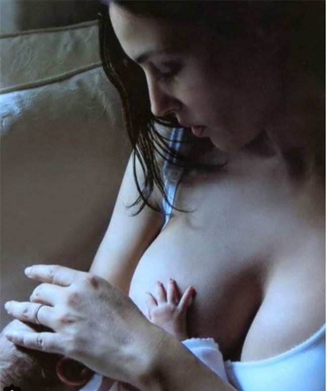 co dao 53 tuoi co ve dep dan ba nhat trong tat thay dan ba y hinh anh 14