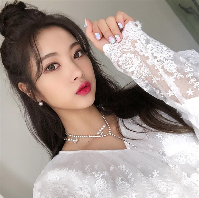 Gạn lại nước vo gạo rồi thêm 1 thìa bột mỳ để đắp mặt, da bóng khoẻ lên trông thấy mà chẳng tốn đến 5 nghìn - Ảnh 1.