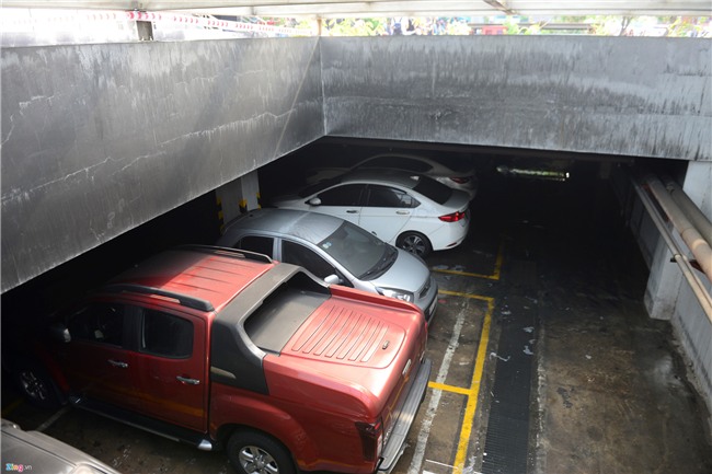 Hien truong vu chay 13 nguoi chet o chung cu Carina Sai Gon hinh anh 11