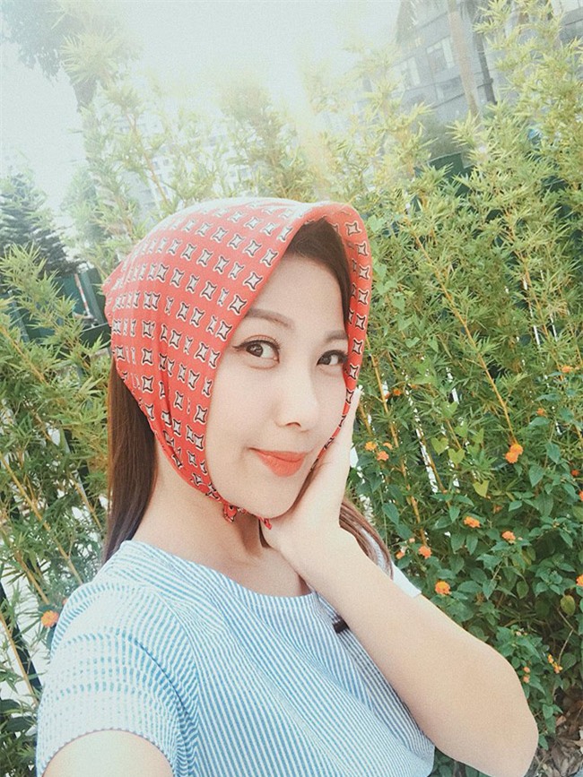 ve dep mon mon "vua thay da yeu" cua nu mc thoi tiet vtv hinh anh 16