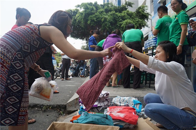 cháy lớn,cháy chung cư,chung cư Carina,Chung cư cao cấp,cháy lớn ở TP.HCM