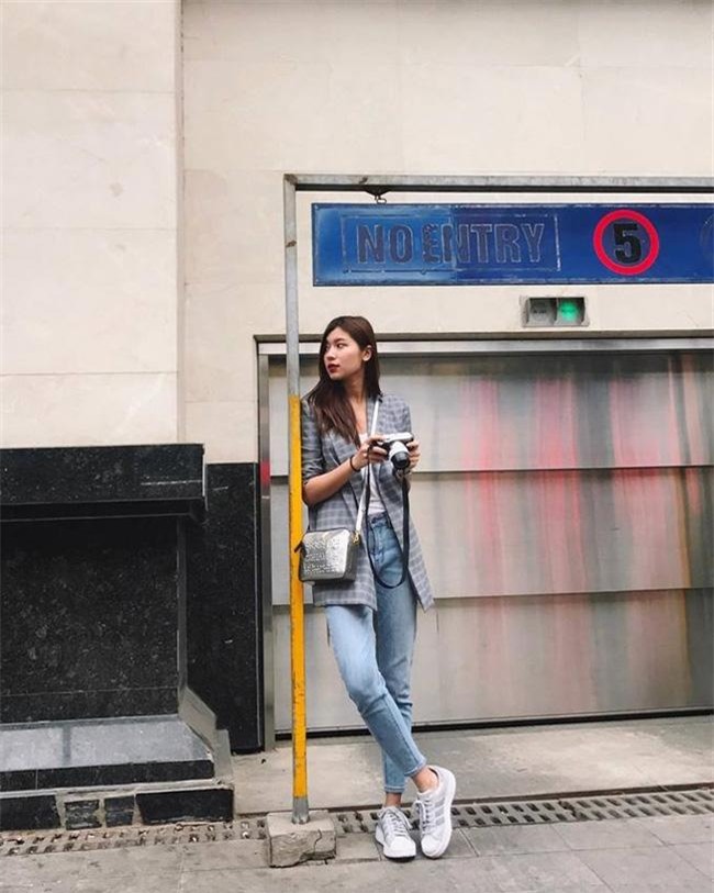 sao viet phoi blazer dang cap ngam mai khong chan - 3