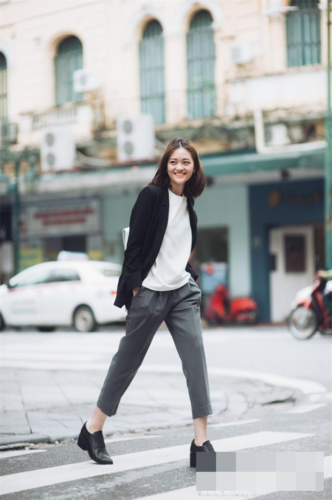 sao viet phoi blazer dang cap ngam mai khong chan - 6