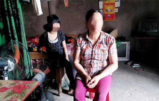 nu sinh lop 8 sinh con nang 3,2 kg, noi "quan he" voi ban trai cung lop - 1