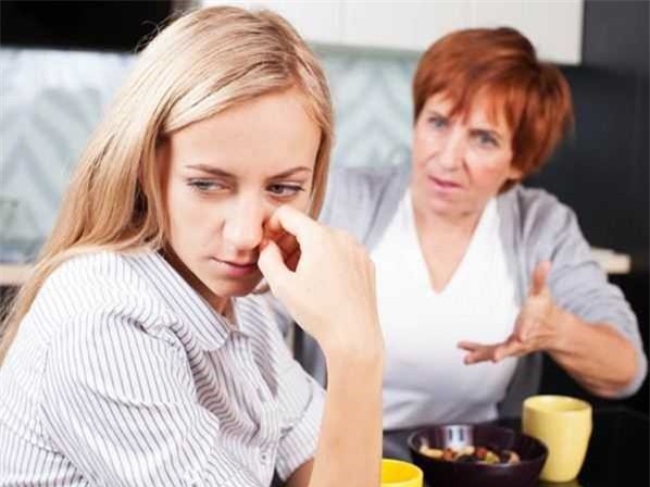 Bức thư con dâu viết gửi mẹ chồng: “Mẹ chẳng qua chỉ là mẹ ruột của chồng con mà thôi” - Ảnh 1.