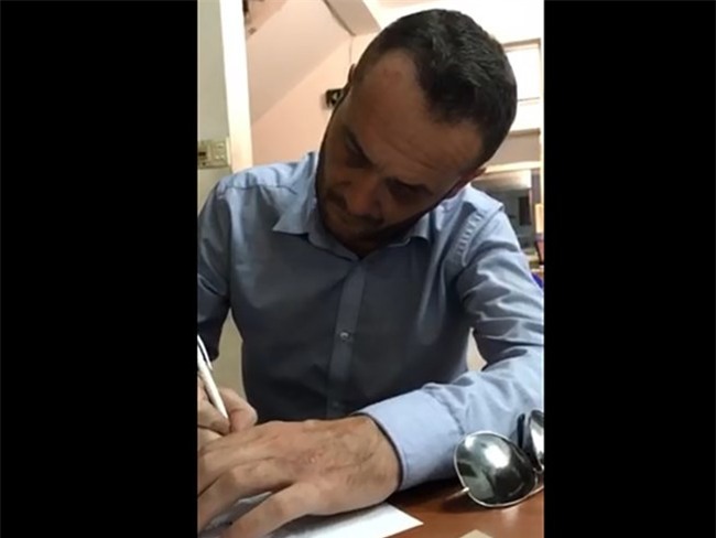 Khách Tây bị đánh ở phố Tây đòi bồi thường 5 triệu