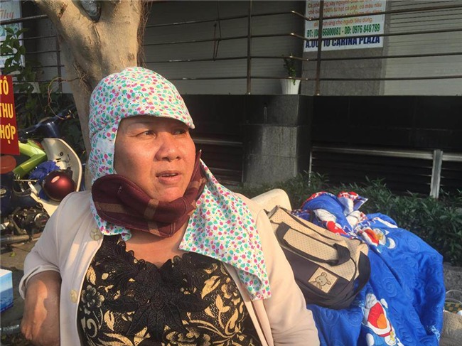 cu dan carina plaza buc xuc truoc thong bao nhanh cua chu dau tu toa nha - 3