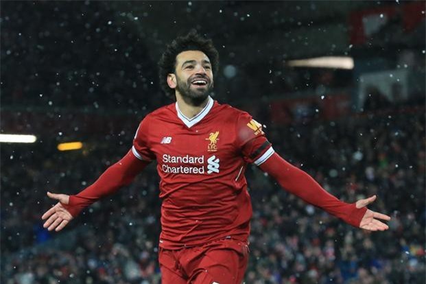 Ít ai ngờ rằng, Mohamed Salah lại bừng sáng tới vậy trong mùa giải đầu tiên khoác áo Liverpool. Cầu thủ này đang chiếm vị trí số 1 ở cuộc đua Vua phá lưới Premier League và Chiếc giày vàng châu Âu với 28 bàn. Nếu tính trên mọi đấu trường, Mohamed Salah đã ghi tới 36 bàn (chỉ kém C.Ronaldo).