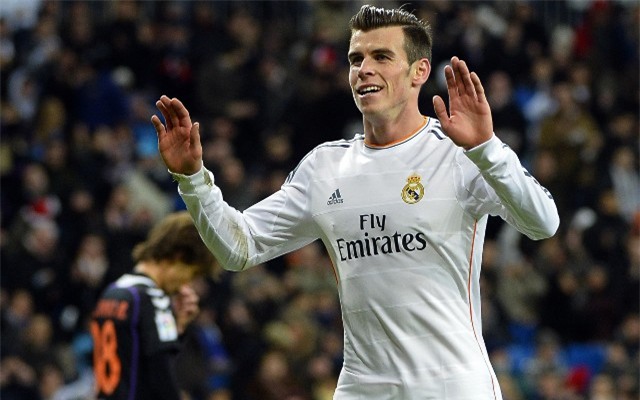 Ngay sau khi tới Real Madrid với mức phí kỷ lục, Gareth Bale đã tỏa sáng rực rỡ. Cầu thủ này đã ghi 28 bàn ở mùa giải 2013/14, góp công lớn giúp Real Madrid vô địch Champions League và cúp nhà Vua Tây Ban Nha. Đáng tiếc, trong những năm qua, tiền vệ người xứ Wales đã không thể “bật lên” vì dính chấn thương liên miên.