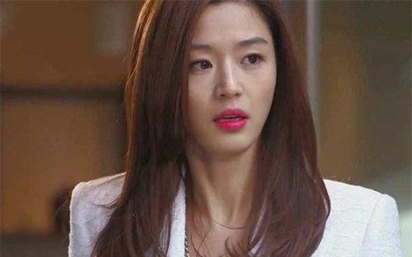 dang mang thai va chuan bi cuoi, toi phat hien bi mat dong troi ve anh - 1