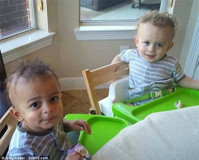 Đi đâu cũng bị dò xét vì con sinh đôi không giống nhau, bà mẹ đanh thép đáp trả khiến mọi người phải cứng họng - Ảnh 7.