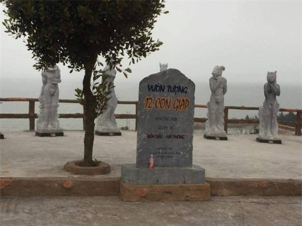 12 tượng khỏa thân ở Đồ Sơn gây bão: Tôi khẳng định cụm tượng này không hề lõa lồ