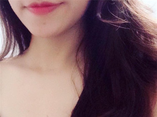 Khoe môi gợi cảm tiện thể khoe luôn ria mép, cô gái khiến cư dân mạng mắt xem ảnh tay nhặt mồm vì cười - Ảnh 11.