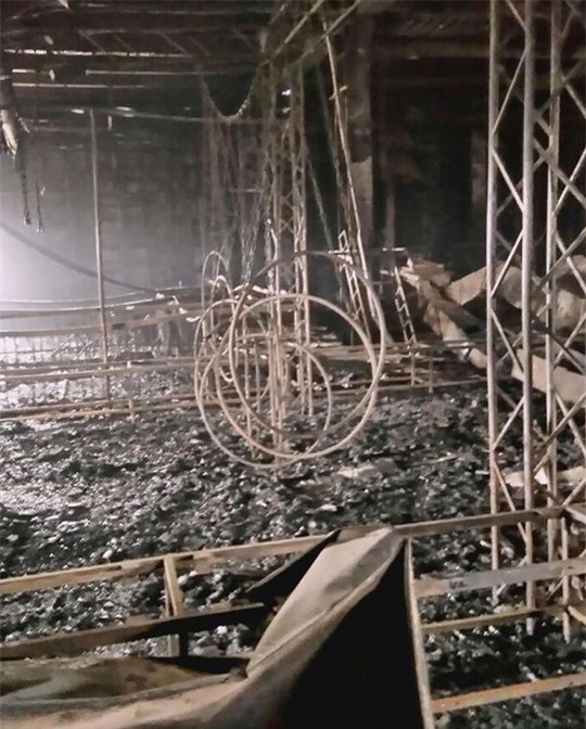 Những câu chuyện ám ảnh trong vụ cháy trung tâm mua sắm ở Nga