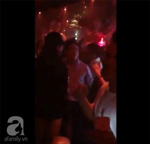 Phía Kỳ Duyên lên tiếng về clip nhảy ở quán bar cùng bác sĩ Chiêm Quốc Thái - Ảnh 2.