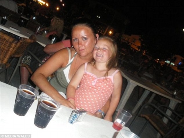 Sinh con sau tình một đêm, 15 năm sau đứa bé nằng nặc đòi biết cha là ai khiến người mẹ bối rối - Ảnh 2.