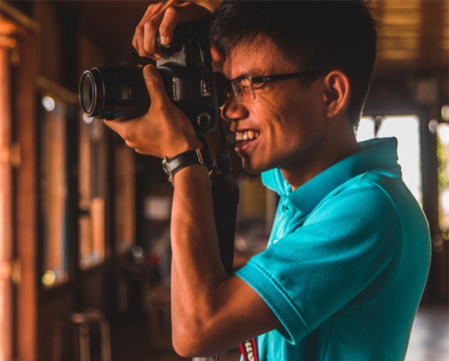 Bỏ học đi bán mắm cá, ở nhà tự học tiếng Anh, chàng trai Quãng Ngãi nhận học bổng du học Úc - Ảnh 6.