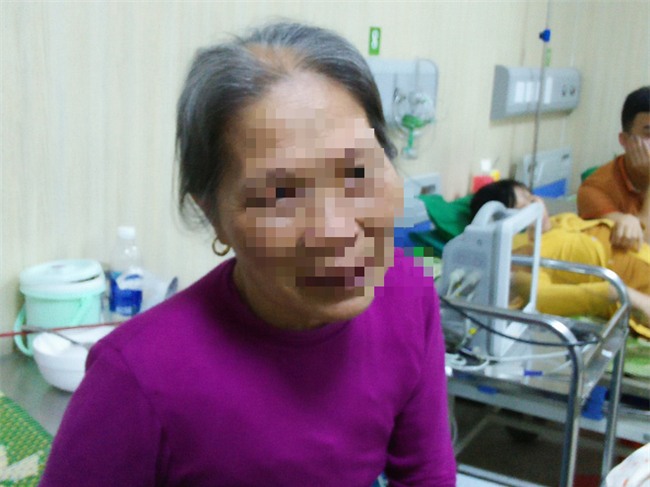 Xót cảnh bé trai 2 tuổi đẻ ra không biết mặt cha, đến khi mẹ lấy chồng thì bị cha dượng đánh đập phải nhập viện cấp cứu - Ảnh 4.