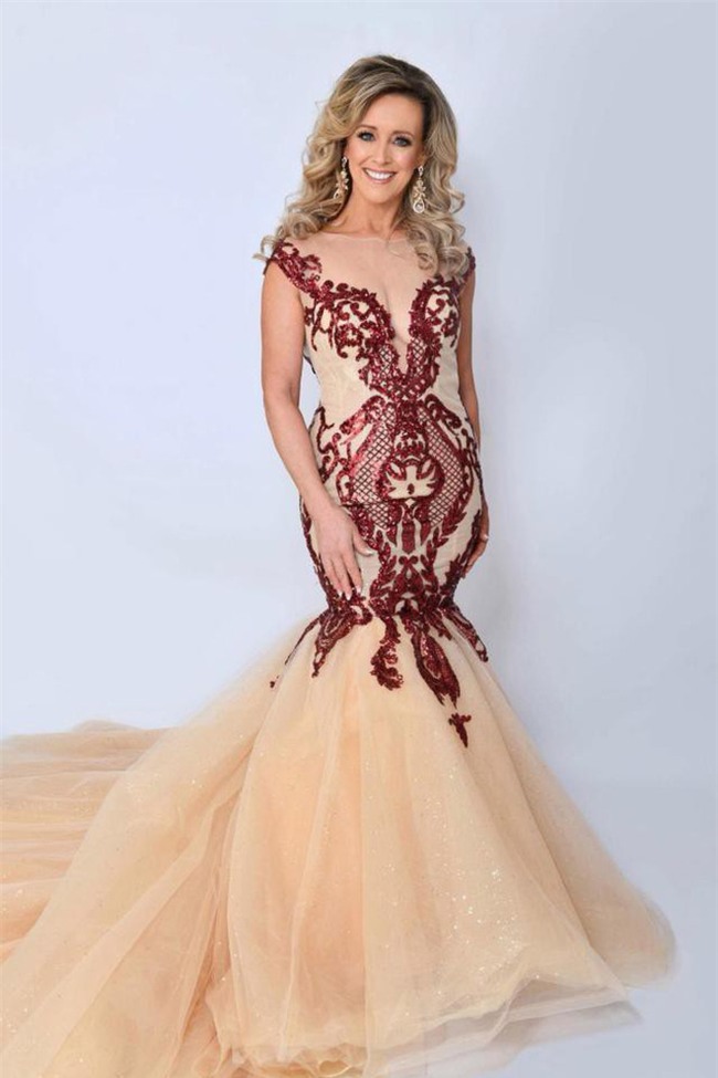 Hai mẹ con rủ nhau đi thi hoa hậu, chênh nhau tới 31 tuổi mà cư dân mạng đau đầu tìm ra ai là mẹ, ai là con - Ảnh 2.