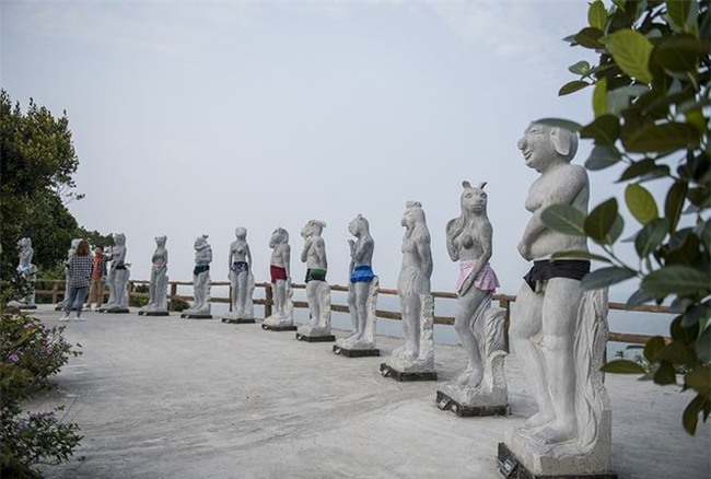 Tượng 12 con giáp ở Đồ Sơn: Lập đoàn kiểm tra xác định yếu tố dung tục - Ảnh 1.