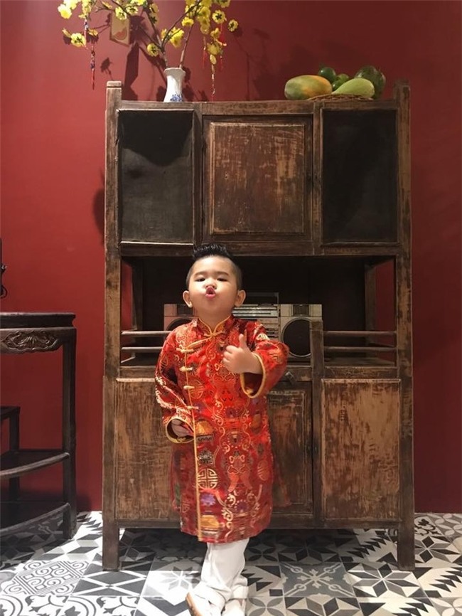 Chạy show liên tục, sao nhí Kutin vẫn chăm chỉ học hành thế này đây - Tin sao Viet - Tin tuc sao Viet - Scandal sao Viet - Tin tuc cua Sao - Tin cua Sao