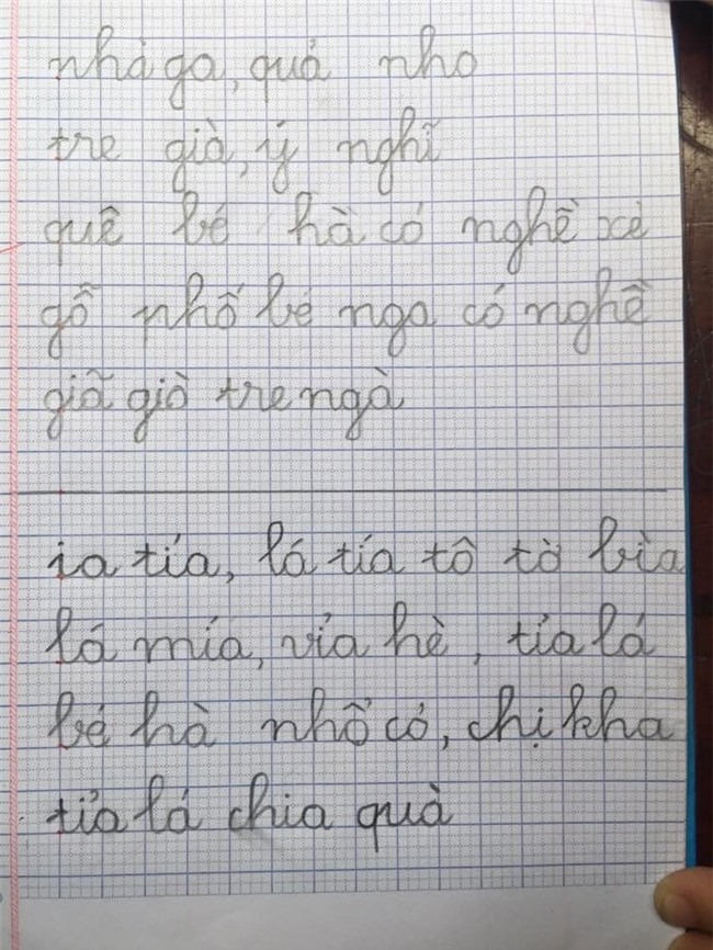 Dù mới lớp 1 nhưng chữ viết của Kutin cũng được rèn luyện kĩ càng.&nbsp; - Tin sao Viet - Tin tuc sao Viet - Scandal sao Viet - Tin tuc cua Sao - Tin cua Sao