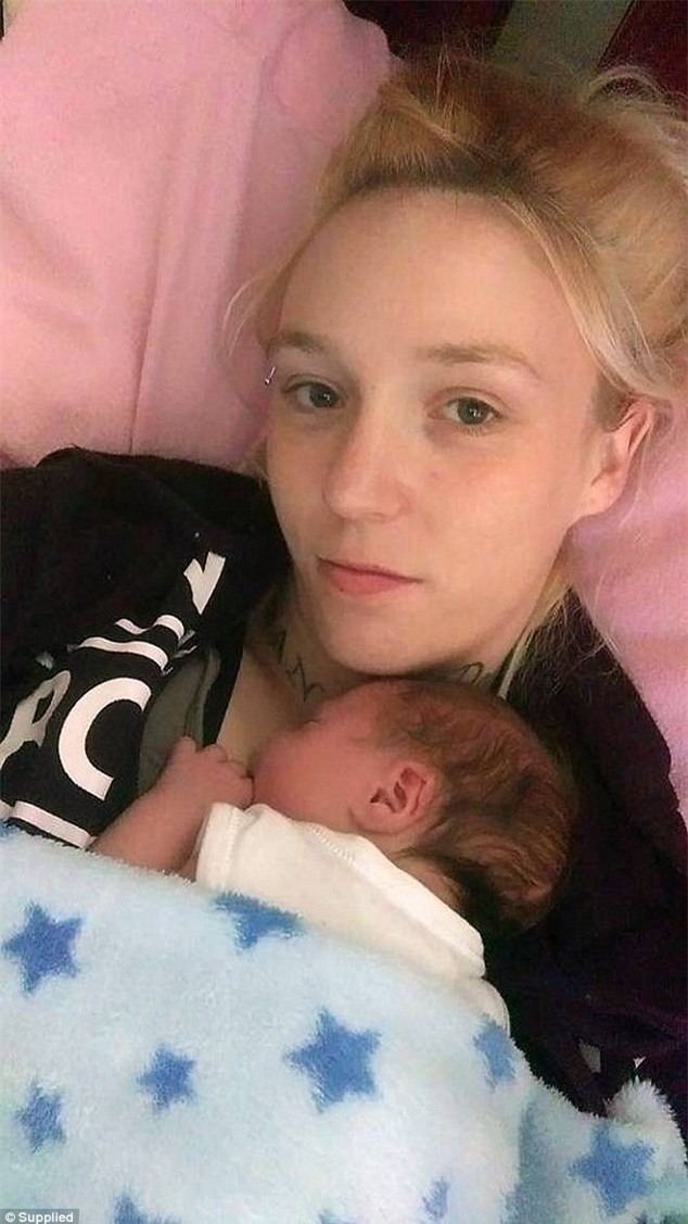 Cặp vợ chồng và con trai 4 tháng tuổi chết thảm trong ngôi nhà cháy rụi, một năm sau cảnh sát mới tìm ra thủ phạm phóng hỏa - Ảnh 1.