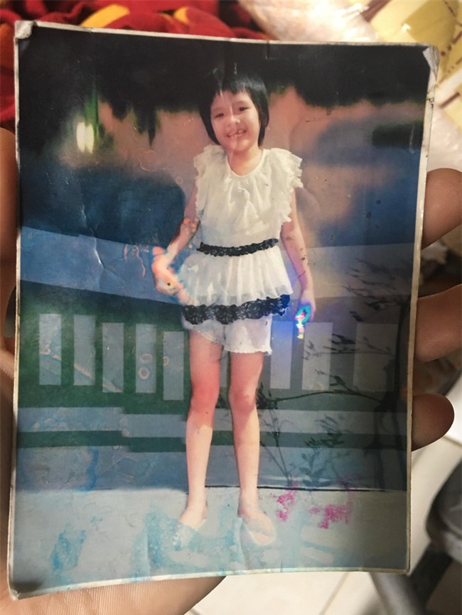 Lạc bé gái 8 tuổi đêm 26 Tết, gần hai tháng trời đôi vợ chồng trẻ ngược xuôi tìm con trong vô vọng - Ảnh 2.