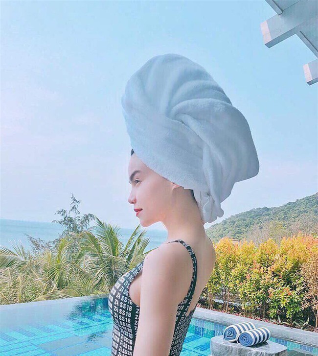 Hồ Ngọc Hà đăng ảnh bikini nóng bỏng, thừa nhận sống ảo - Ảnh 2.