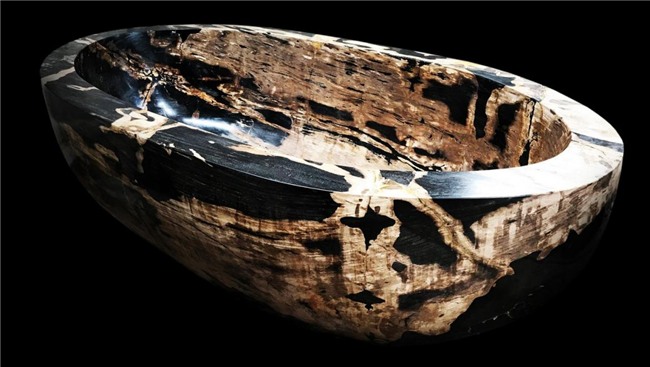 Bồn tắm siêu đắt 45 tỷ làm từ nguyên liệu cực kỳ quý hiếm khiến ai cũng choáng váng