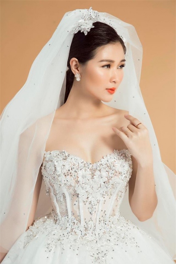 bà xã của Huy Khánh, Mạc Anh Thư, sao Việt