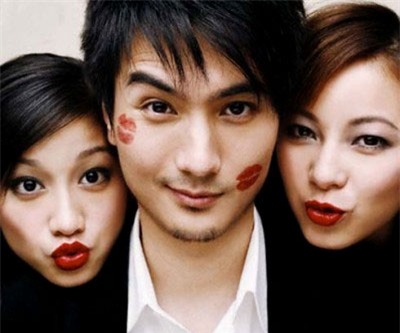 1001 tình huống phát hiện chồng ngoại tình ai nghe cũng trầm trồ thán phục