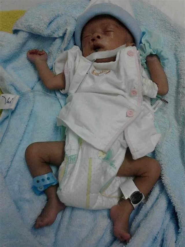 me dak lak ke chuyen sinh doi chi con mot, ngay ngay nom nop lo so mat con - 3