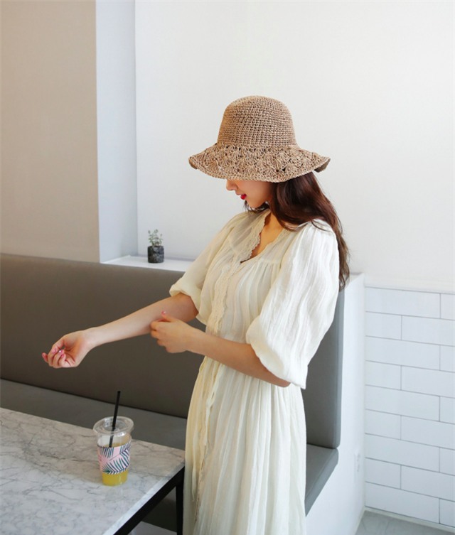 Nhìn Hạ Vi mà rút kinh nghiệm, nàng nào vai to ngang và thô chỉ nên chọn 4 kiểu đồ này để tránh khoe thân hình lực điền - Ảnh 9.