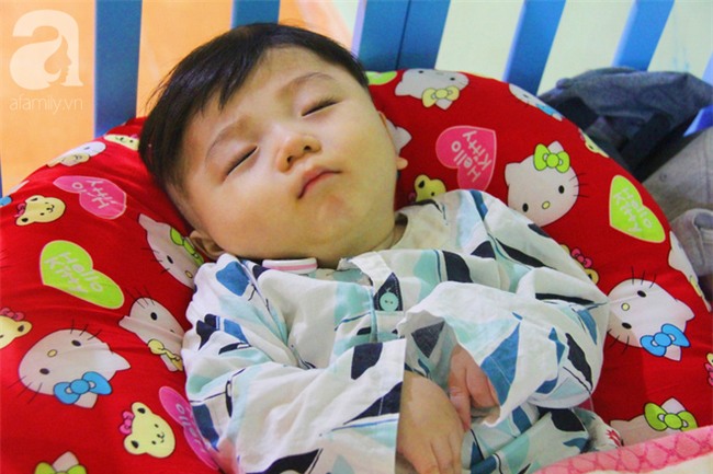 Tình hình hiện tại của bé não úng thủy Đức Lộc cùng với hơn 100 đứa trẻ bị bố mẹ bỏ rơi ở mái ấm Đức Quang - Ảnh 3.