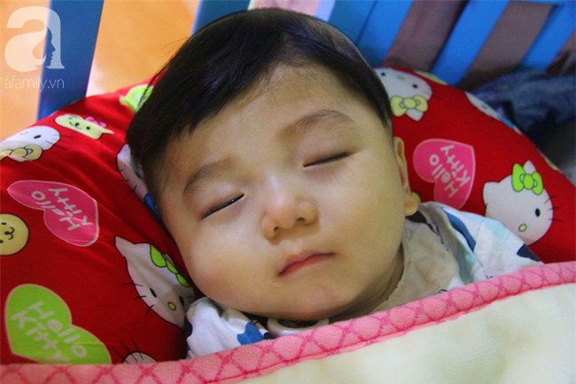 Tình hình hiện tại của bé não úng thủy Đức Lộc cùng với hơn 100 đứa trẻ bị bố mẹ bỏ rơi ở mái ấm Đức Quang - Ảnh 4.