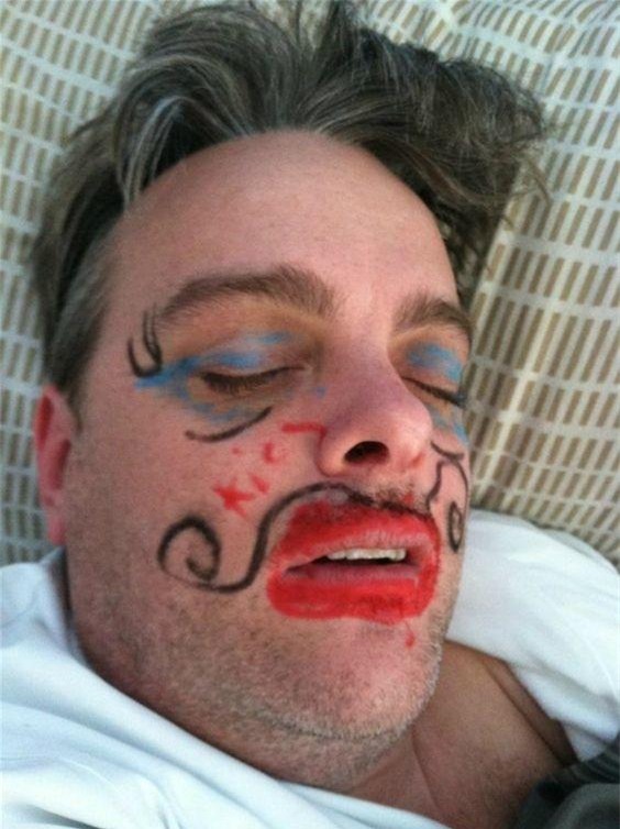 ngay ca thang tu: cuoi vo bung voi nhung tro dua tai quai cua ong chong, ba vo lam chieu - 4